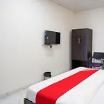 Hotel O Mannat Near Pacific Mall Tagore Garden