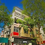 Hotel O Little Lodge