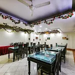 Fabhotel Swiss International Patel Nagar