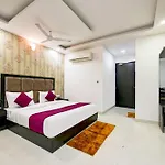 The Empire Suites Hotel Near Delhi Airport