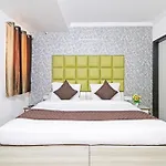 Hotel Iconic Igi Delhi International Airport