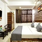 Hotel Vijaydeep Palace Near Delhi Airport