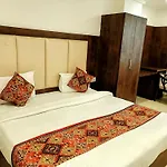 Hotel Le Mount Plaza A Family Hotel Near Igi Airport Delhi