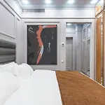 Hotel Prime Suite Ambs A Family Hotel - Delhi Airport