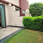 Oodles Hotel Chhattarpur South Delhi