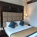 Bel-La Monde Hotel Nh8 At 6Km From Igi Airport Delhi