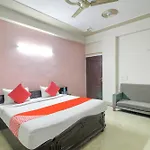 Hotel O Classy Inn