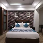 Hotel Gl Suites Near Delhi Airport