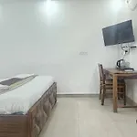 Hotel Yess Boss International