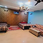 Mughals Homestay