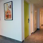 Hotel Le Roi Express Karol Bagh
