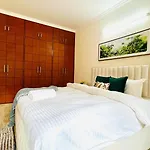 Olive Serviced Apartments - New Friends Colony