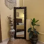 Atharva\'S Homestay Nehru Enclave