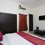 Hotel O City Lite Near Delhi Airport