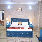 Fortune Home Service Apartment 3Bhk , D-198 Saket