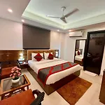 Hotel The Gold Inn - Karol Bagh Delhi