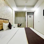Hotel Lookout Stay Delhi Igi Airport