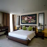 The Ambience Plaza Hotel Near Igi Delhi Airport