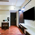 Hotel Geet Deluxe