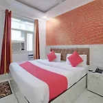 Hotel O Kanak Palace