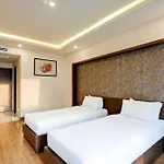 El De Empire Suites Near Delhi Airport