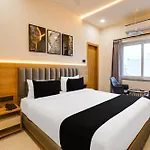 El De Empire Suites Near Delhi Airport