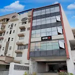 Hotel O Wamson