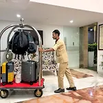 Hotel Oxmo Delhi Airport