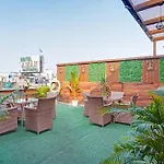 Hotel Gold Palace - 03 Mins Walk From New Delhi Railway Station