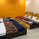 Admiral Inn Suites