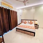 Grove Residency Hauz Khas New Delhi Couple Friendly