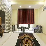 Smart Lax Hotel