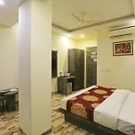 Smart Lax Hotel