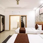 Hotel Ink Haven Near Delhi Airport