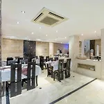 Alaya Stays Hotel Emperor Palms