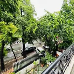 Gulmohar Residency, Hauz Khas New Delhi, Couple Friendly