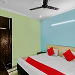 Hotel O Blue Diamond Near Jahangirpuri Metro Station