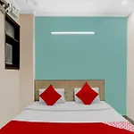 Hotel O Blue Diamond Near Jahangirpuri Metro Station