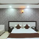 Hotel Atlantiis Suites Near Delhi Airport