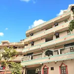Hotel O Green Villa