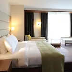 Hotel Ocean Suites Near Delhi Airport
