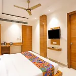 Airport Hotel Luxury Stay