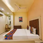 Hotel Seventh Heaven