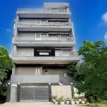 Super Townhouse Rohini Sector 24
