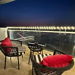 The Walk In Arena - 36Th Floor - City & River View