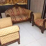 Family Hotel - 5Mint Form Nizamuddin Railway Station
