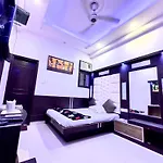Peace Point Family Hotel By Akj