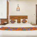 Fabhotel Embrace