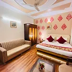Hotel Paras - Karol Bagh Delhi