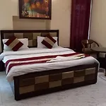 Krishna\'S International Lodging House